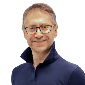 Владислав Геннадиевич Аветов, хирург-имплантолог